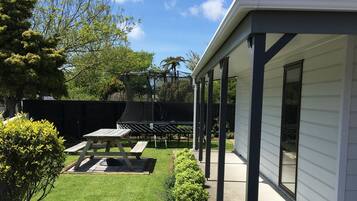 Children’s play area – outdoor