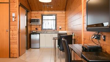 Fridge, microwave, stovetop, electric kettle