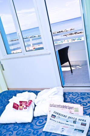 Room, Sea View, Sea Facing | Individually decorated, individually furnished, free WiFi, bed sheets - Levante Bellaria (Bellaria-Igea Marina)