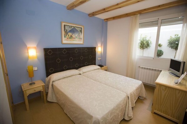 In-room safe, desk, soundproofing, free cots/infant beds