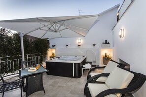 Private spa tub - Magi House Relais (Sorrento)