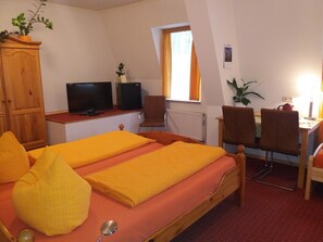 Triple Room - Gaestehaus Loschwitz (Dresden)