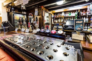 Bar (on property) - The Britannia Inn (Ambleside)