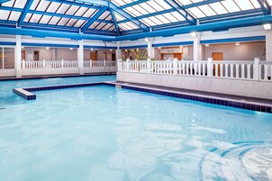 Una piscina techada