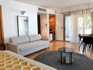 Suite de lujo (Annex Building Genovese, Harbour Side) | Ropa de cama de alta calidad y minibar 