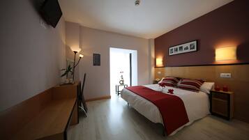 Caja de seguridad en la habitación, escritorio y wifi gratis