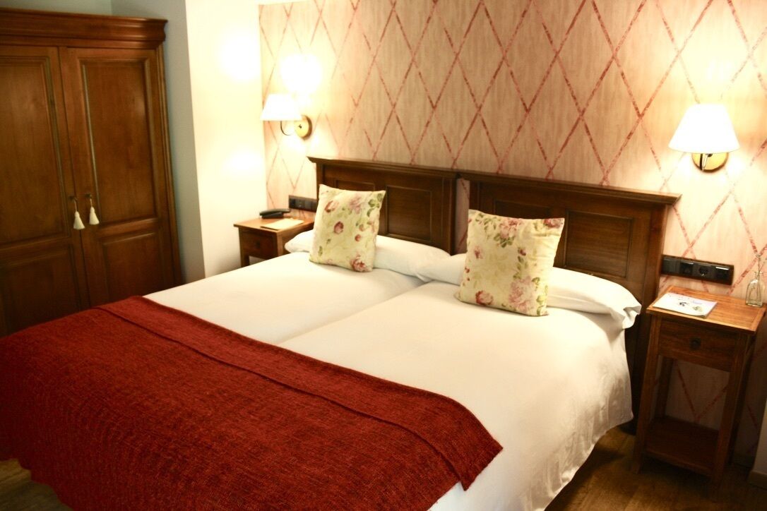 double room | premium bedding, down duvets, individually decorated