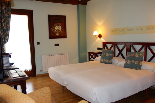 Double Room | Premium bedding, down comforters, memory foam beds, desk