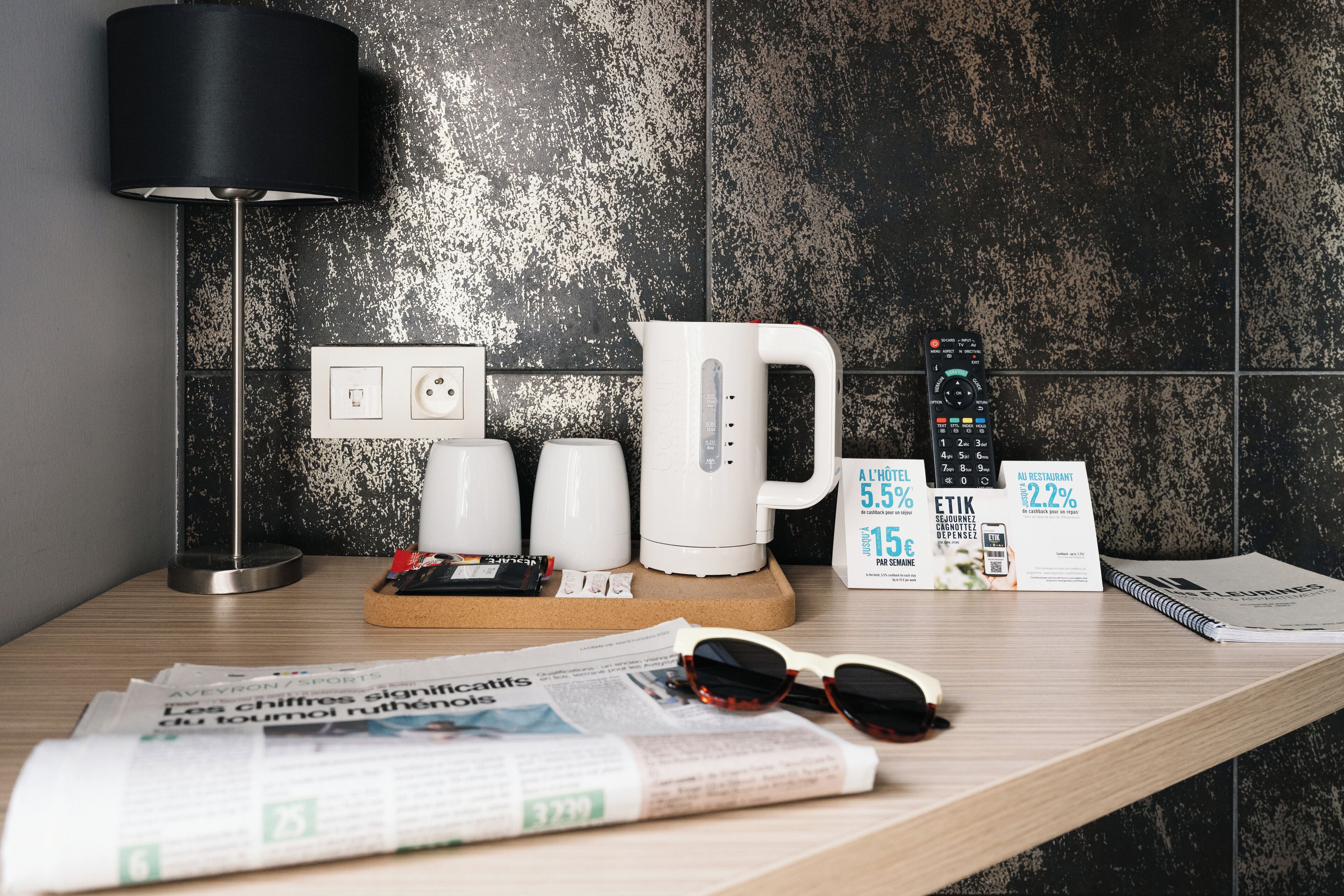 double cosy room | desk, soundproofing, free wifi, bed sheets