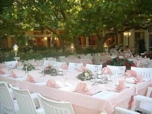 Außenbereich für Bankette