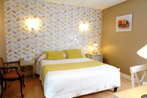 In-room safe, desk, soundproofing, free WiFi - L'Ayguelade (Bielle)