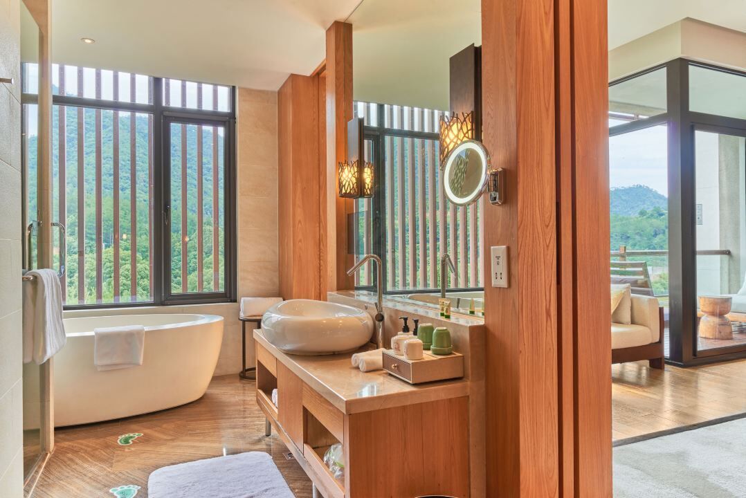 separate bathtub and shower, rainfall showerhead, hair dryer, bathrobes