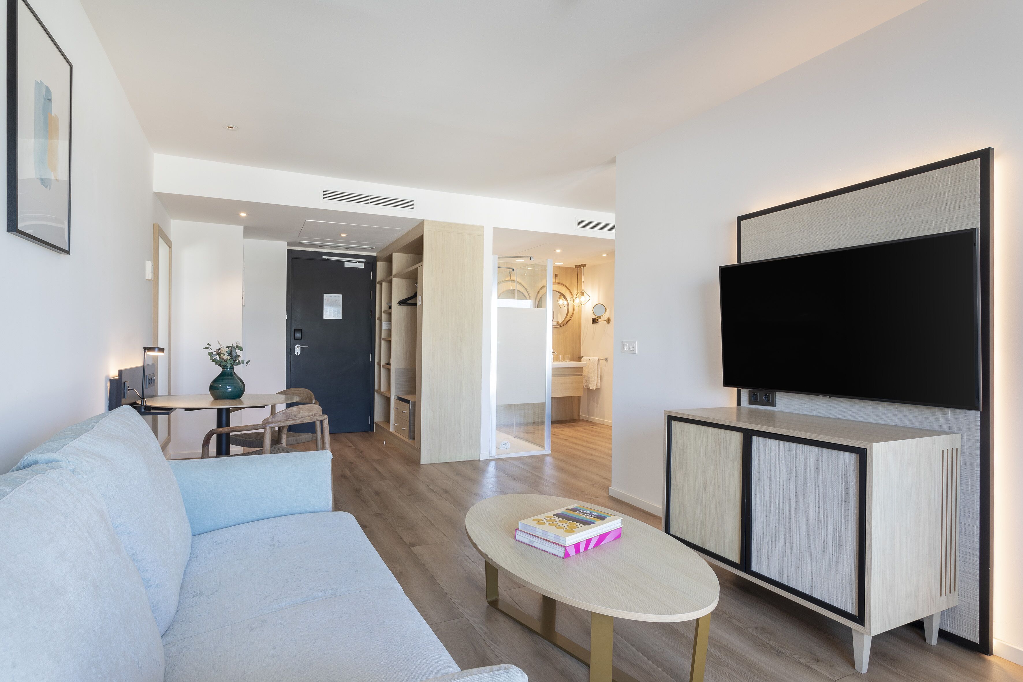 49-inch smart tv with digital channels, tv