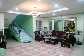 Kawasan tempat duduk lobi