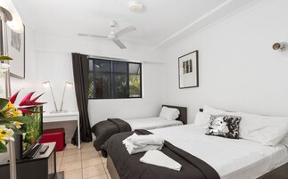 三人房, 公共浴室 | 办公桌、熨斗/熨板、免费 WiFi、轮椅无障碍