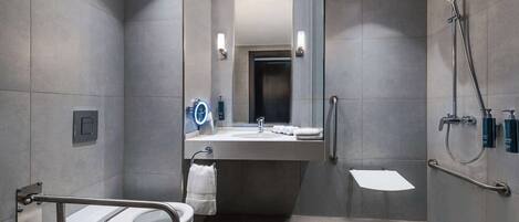 Dusche im Bad