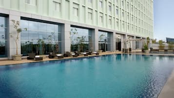 Utomhuspool