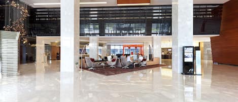 Mostrador para check-in y check-out