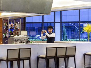 Bar (en el alojamiento)