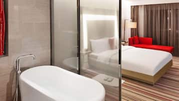 Executive Suite, 1 King Bed | 1 bedroom, Egyptian cotton sheets, premium bedding, down comforters