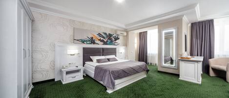 In-room safe, laptop workspace, soundproofing, iron/ironing board