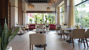 Lunch and dinner served, garden views