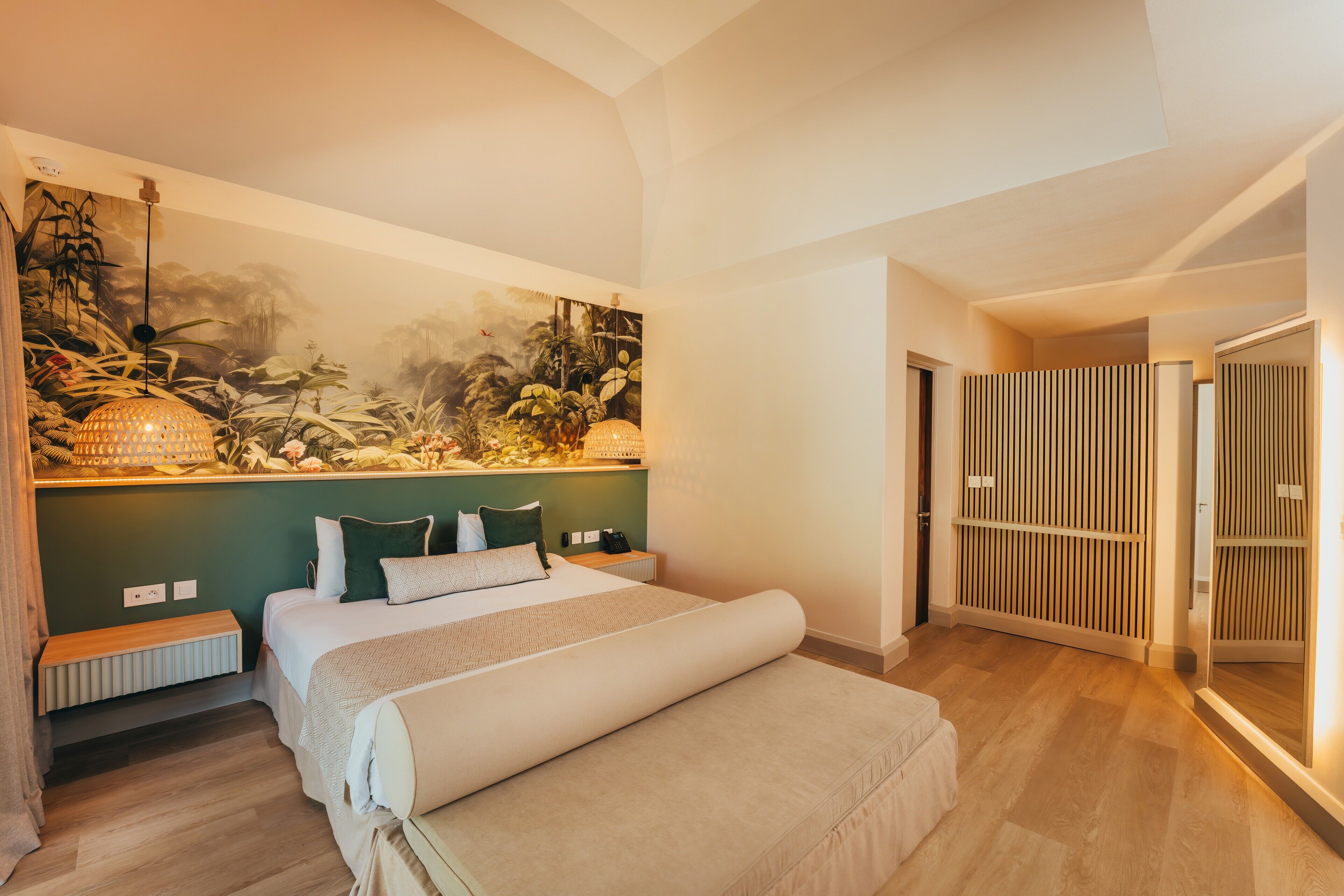 deluxe room, 1 king bed with sofa bed (deluxe beachfront room) | 1 bedroom, premium bedding, minibar, in-room safe