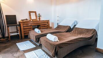 Salas de tratamientos para parejas, baño turco, tratamientos corporales