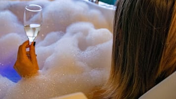 Superior Suite | 1 bedroom, hypo-allergenic bedding, minibar, in-room safe