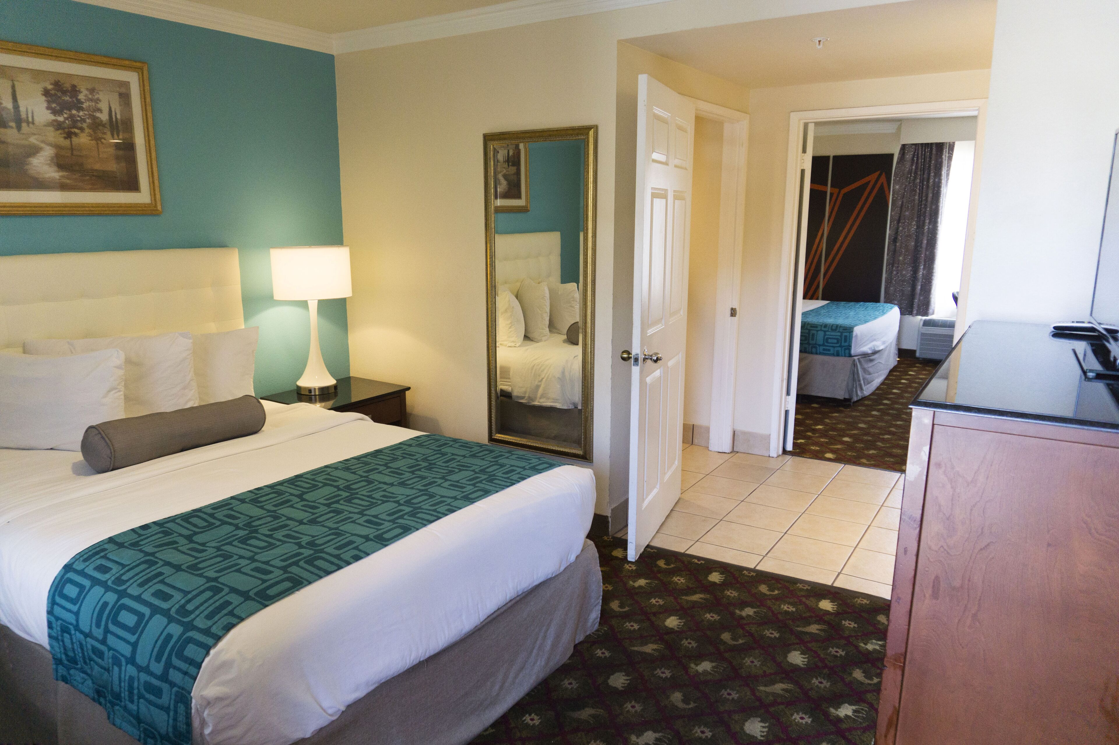 Foto - Howard Johnson by Wyndham Pasadena