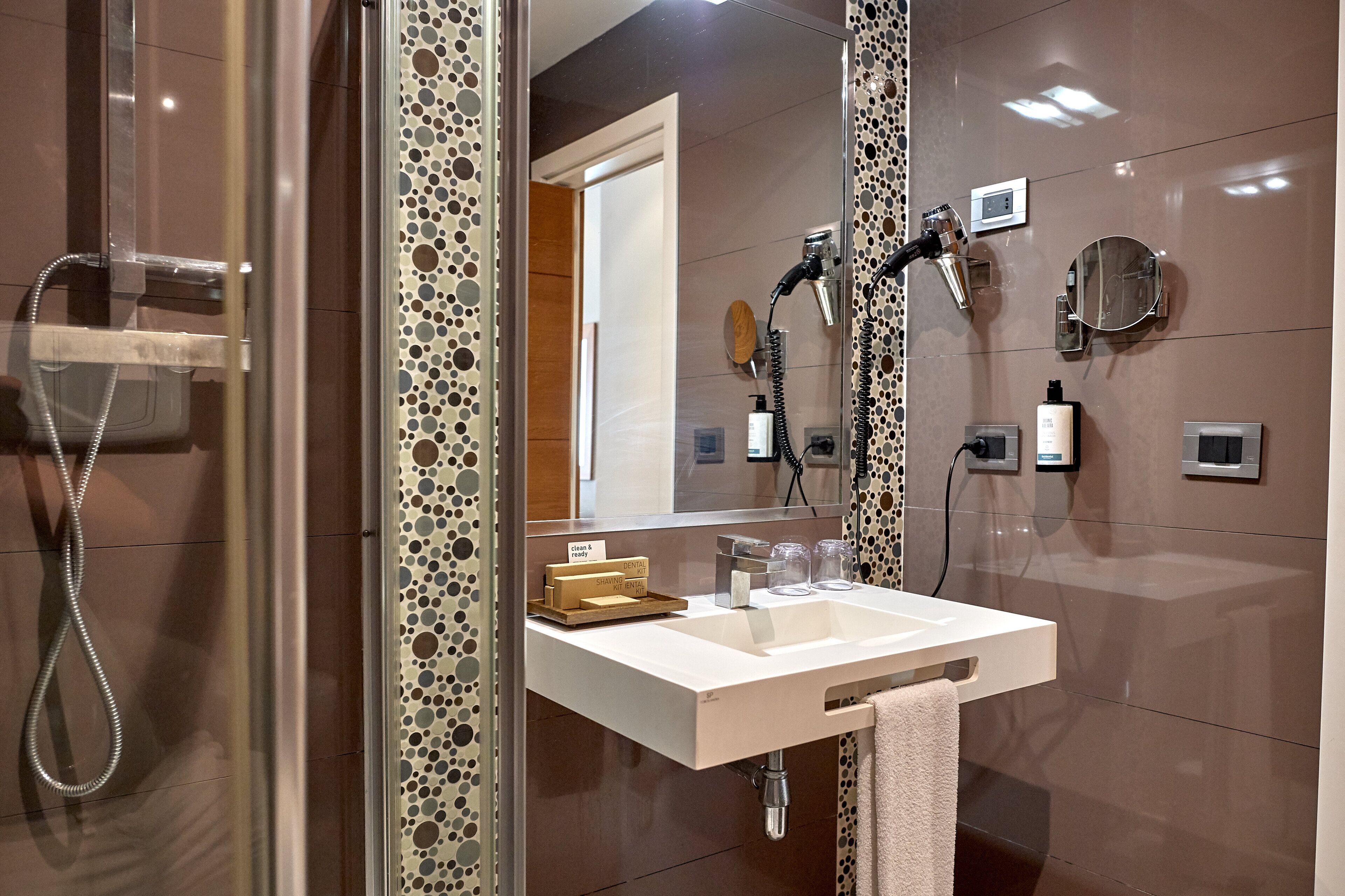 shower, rainfall showerhead, eco-friendly toiletries, hair dryer