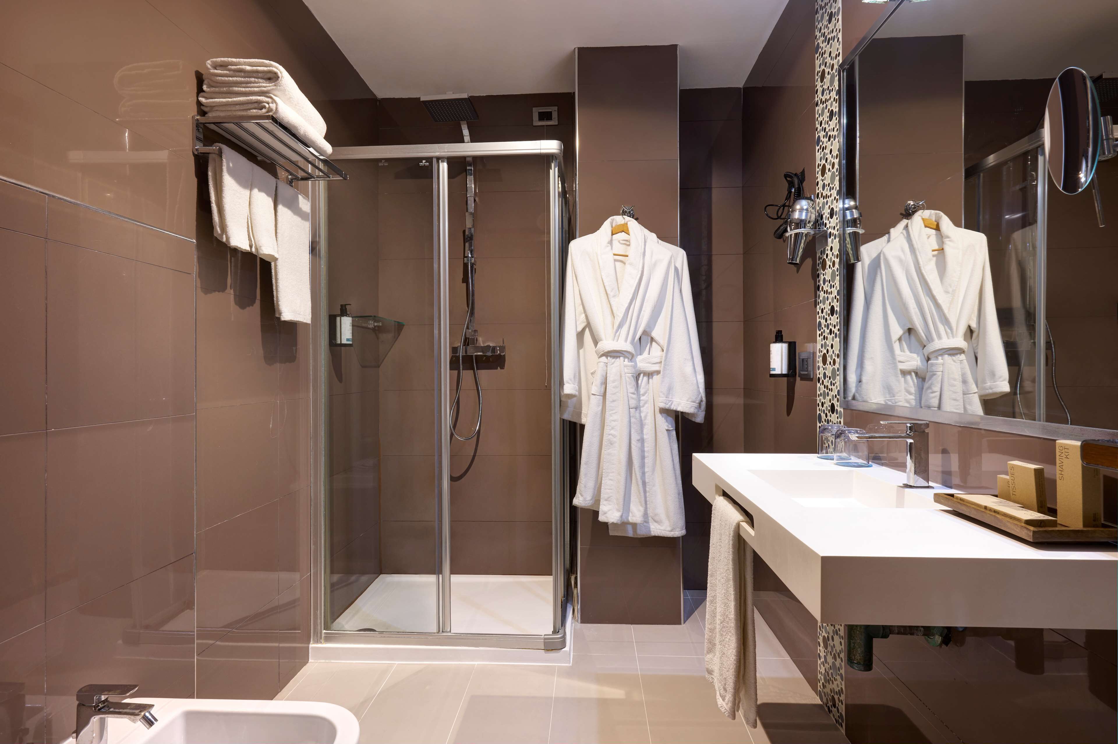 shower, rainfall showerhead, eco-friendly toiletries, hair dryer