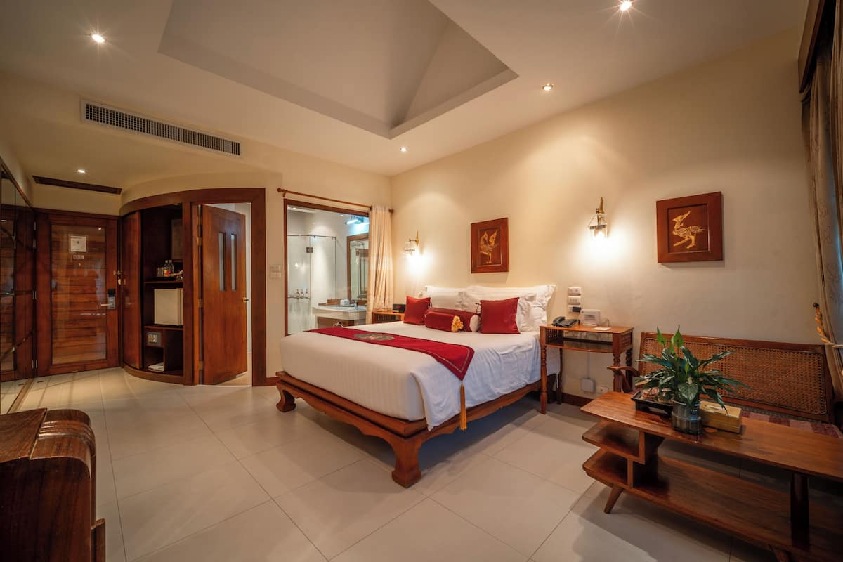 Executive Double Room Pool View (Air Purifier)