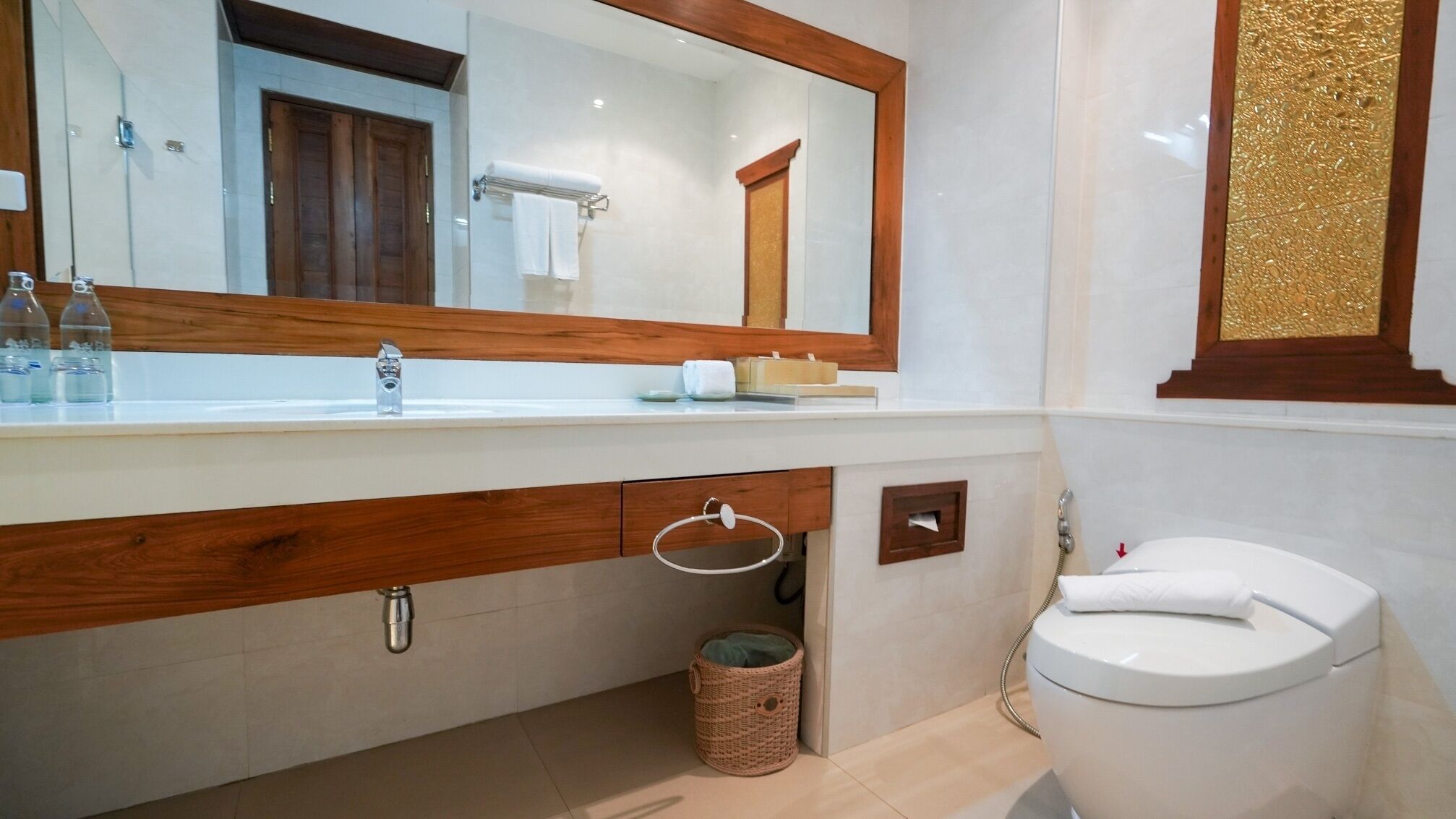 deluxe balcony room | bathroom | free toiletries, hair dryer, bathrobes, slippers