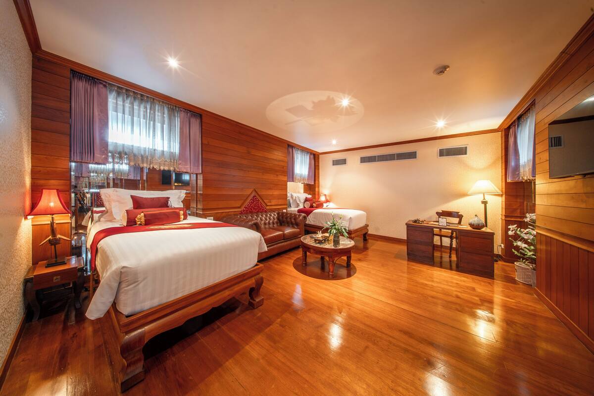 Grand Two Bedroom Residence Suite (Air Purifier) | Minibar, in-room safe, individually decorated, desk