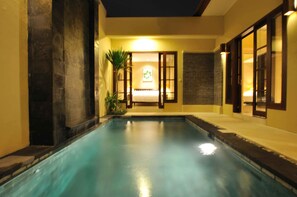 Indoor pool - The Jas Villas (Seminyak)