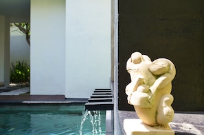 Premium bedding, pillowtop beds, minibar, in-room safe - The Jas Villas (Seminyak)