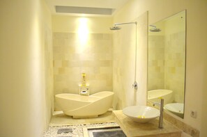 Villa, 1 Bedroom, Private Pool | Bathroom | Separate tub and shower, deep soaking tub, rainfall showerhead - The Jas Villas (Seminyak)