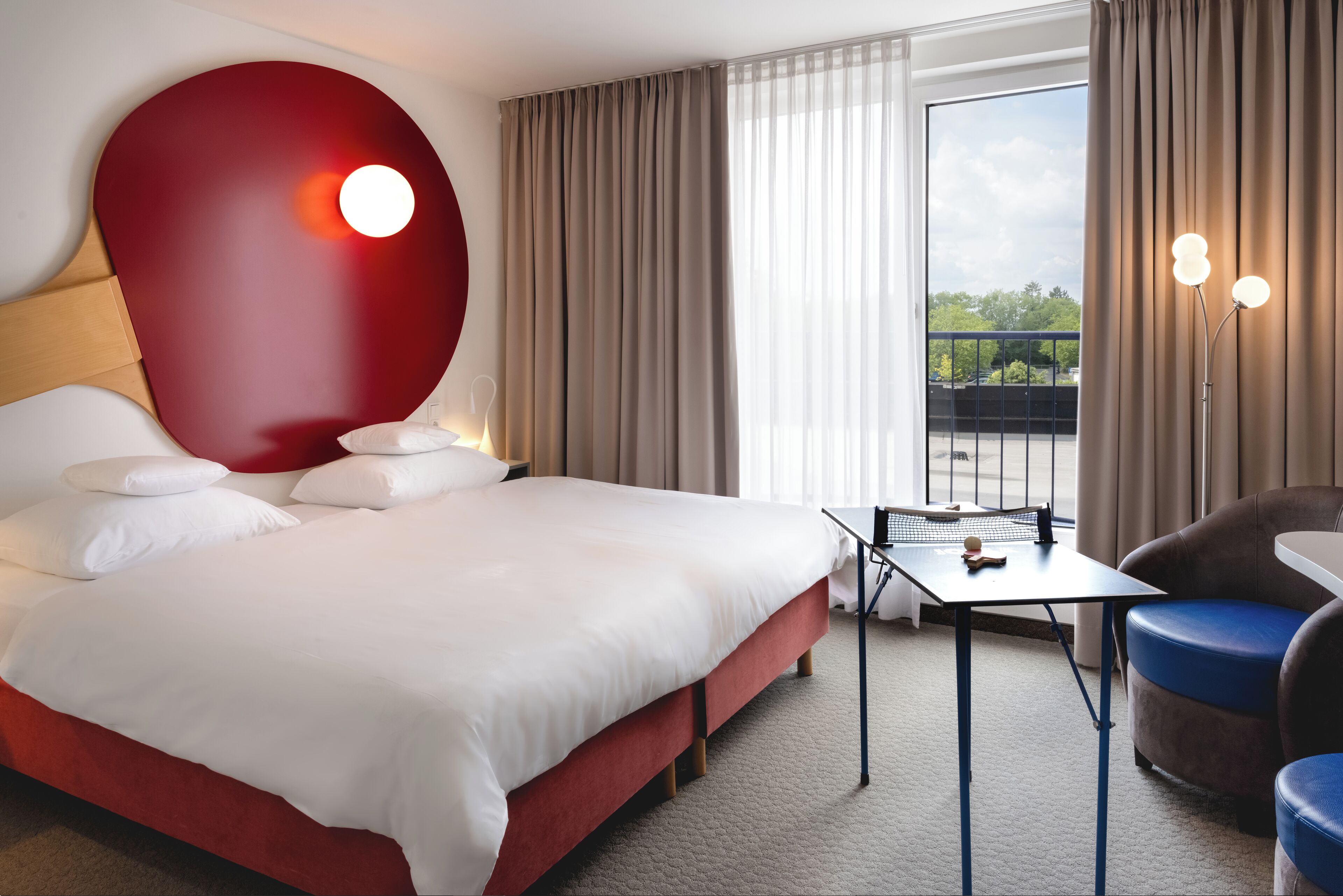 superior double room | hypo-allergenic bedding, minibar, in-room safe, desk