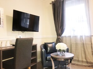 Television - MARS Hotel Seaview Blackpool (Blackpool)