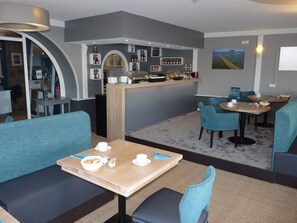 Daily full breakfast for a fee - Hôtel des Rochers (Perros-Guirec)