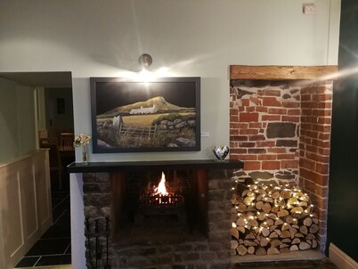 Feathers Hotel, Bar and Restaurant