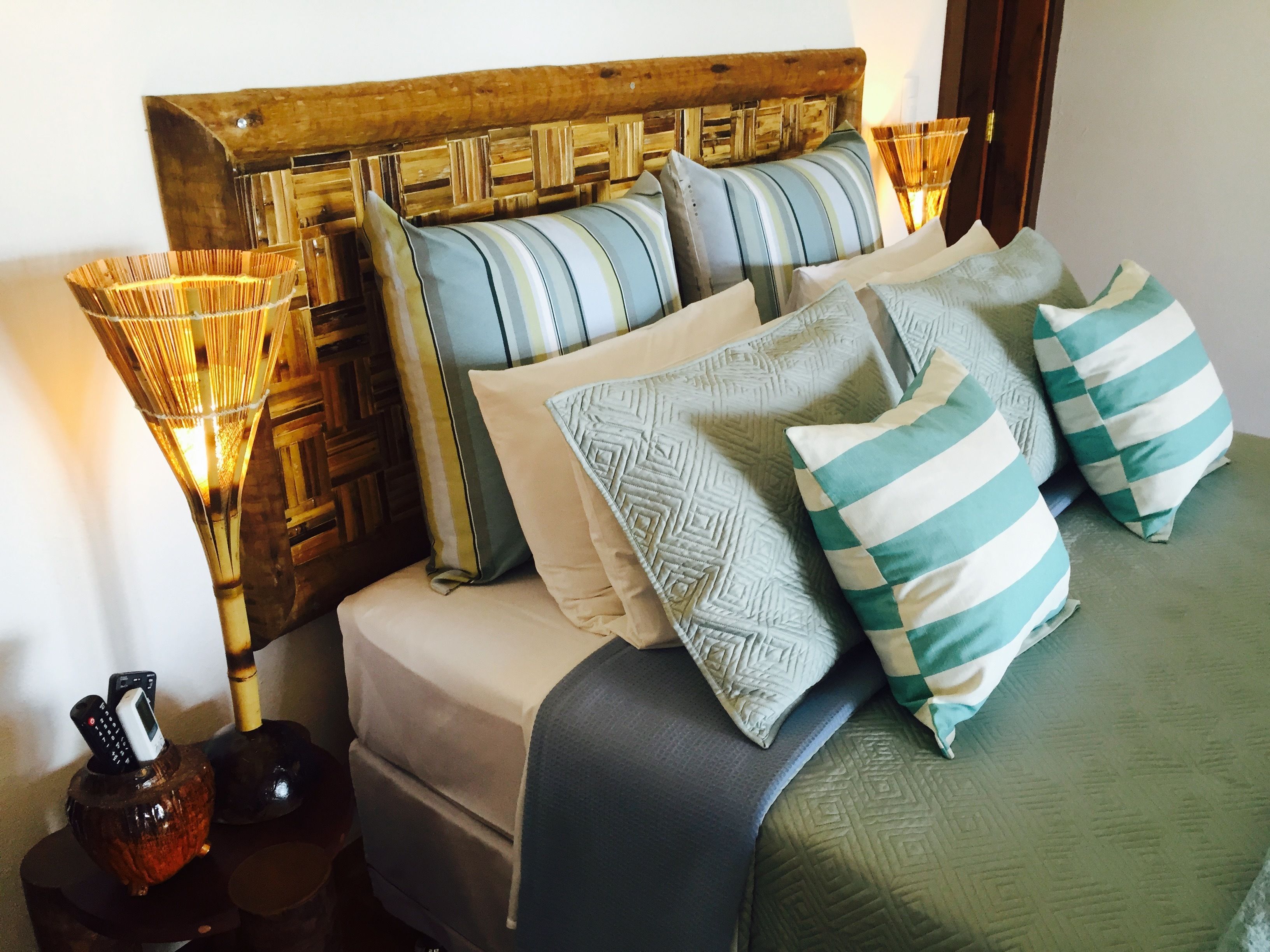 beach deluxe | minibar, in-room safe, blackout curtains, bed sheets