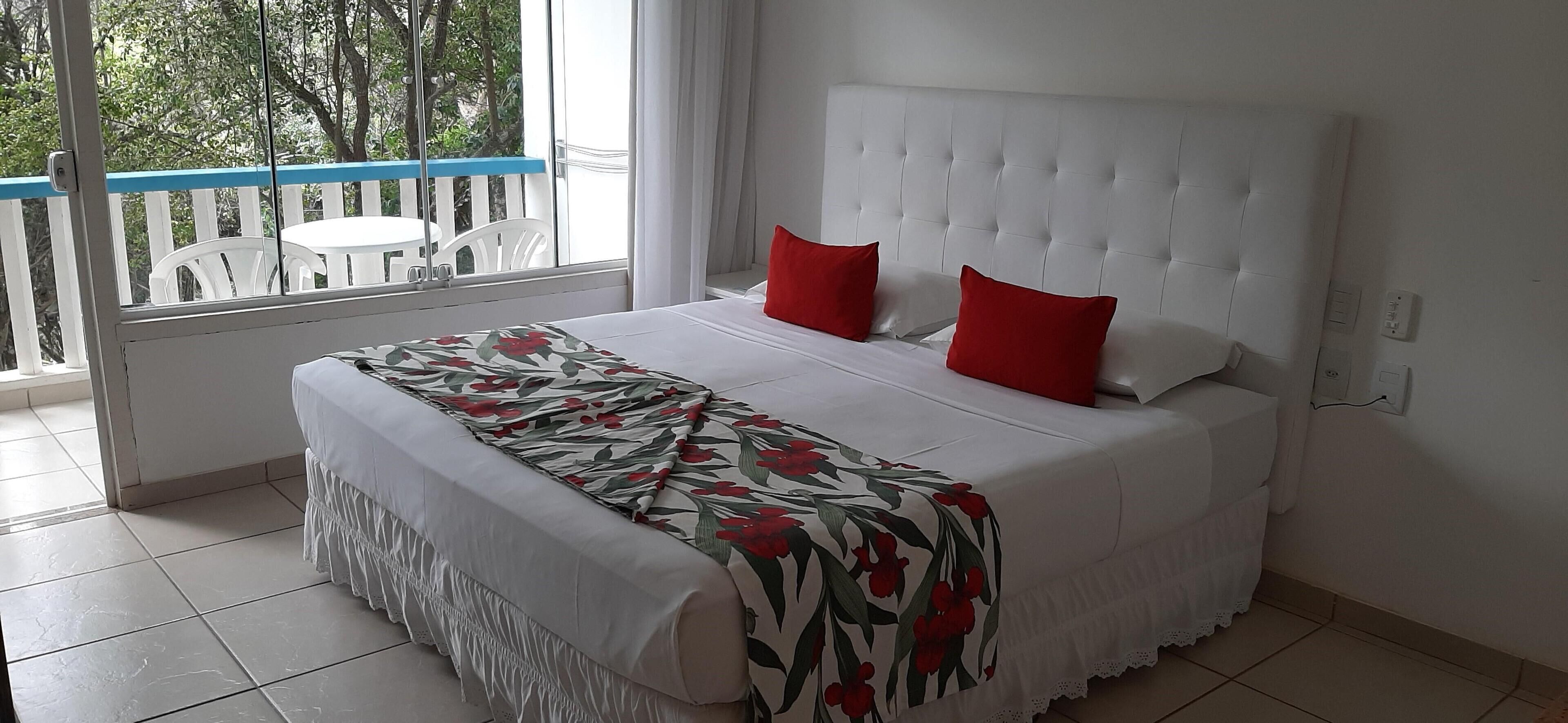 In-room safe, free WiFi, bed sheets