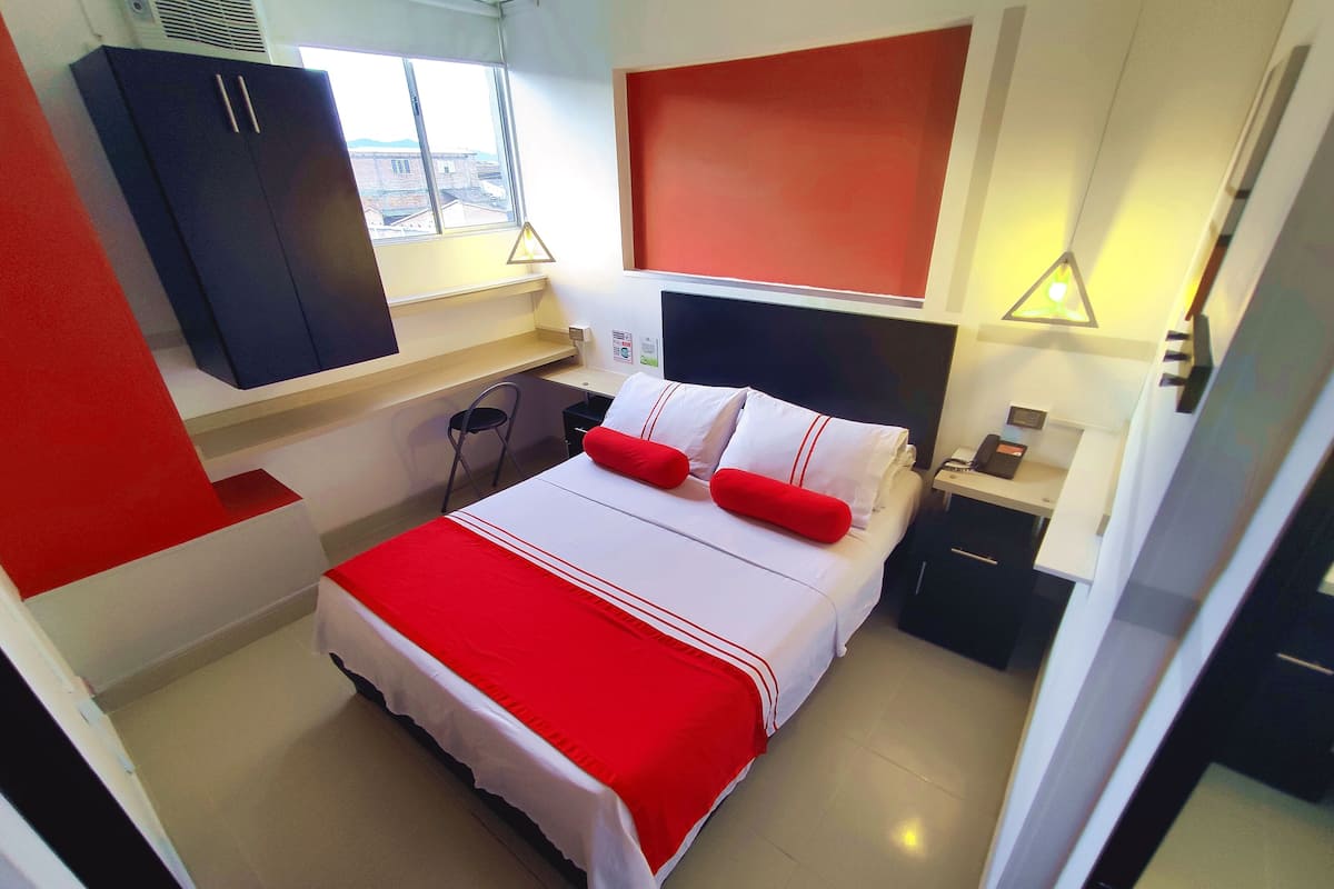 Standard Double Room | Premium bedding, down comforters, blackout drapes