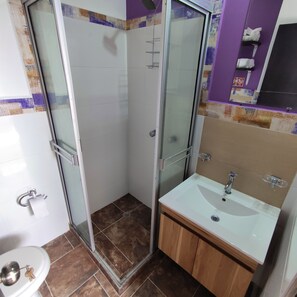Bathroom - ECONOTEL COLOURS Cali (Cali)