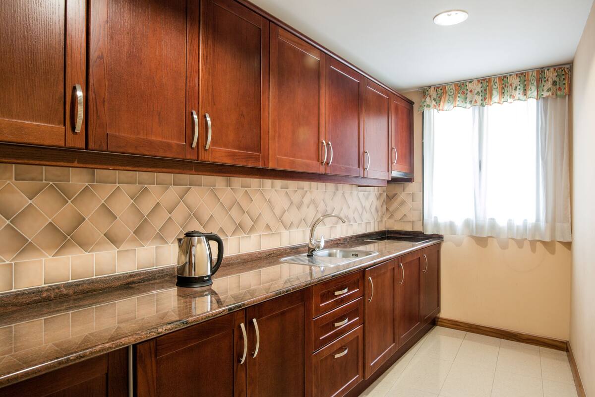 standard apartment, 1 bedroom (single use) | private kitchen | fridge, microwave, stovetop, coffee/tea maker