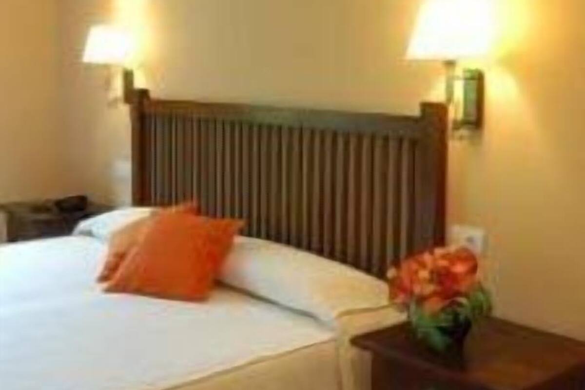 Minibar, in-room safe, blackout drapes, iron/ironing board (on request)
