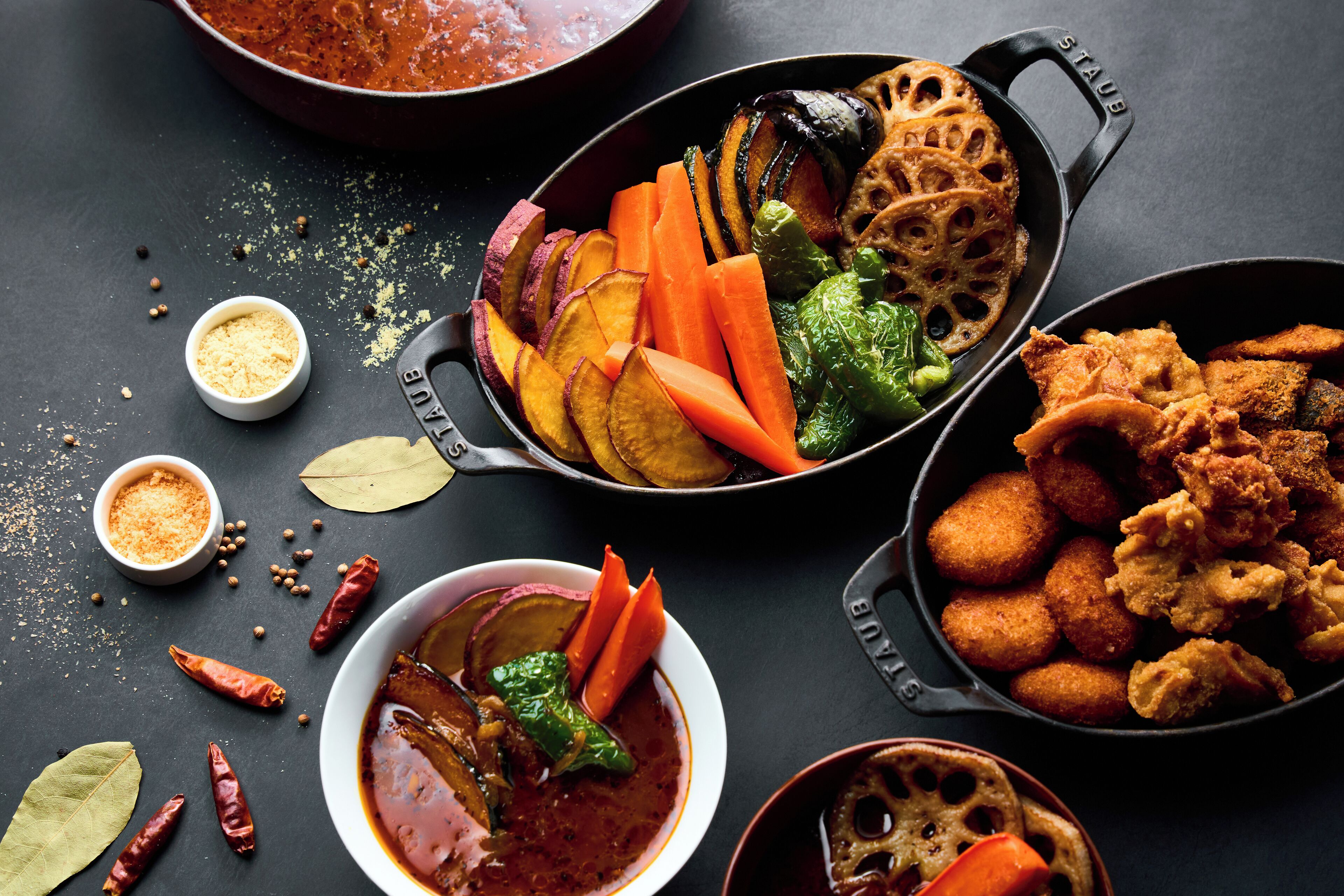 Daily buffet breakfast (JPY 3300 per person)