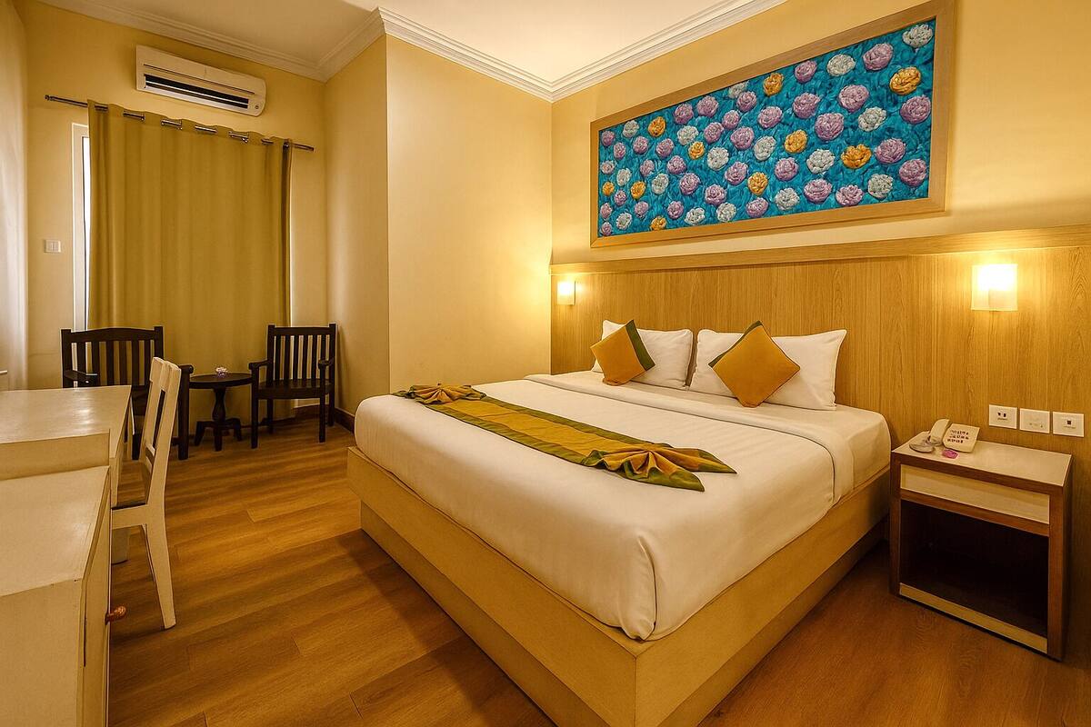 Superior Double Room, 1 Double Bed | In-room safe, desk, laptop workspace, blackout drapes